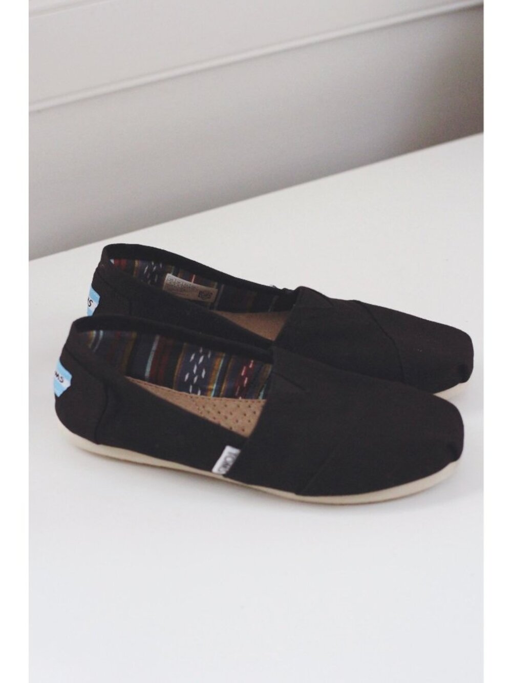 Toms Black Canvas Slip-On Shoes With Striped Inner Lining Casual Flats For Every - Picture 3 of 7